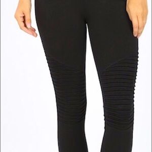 Seamless Moto Leggings